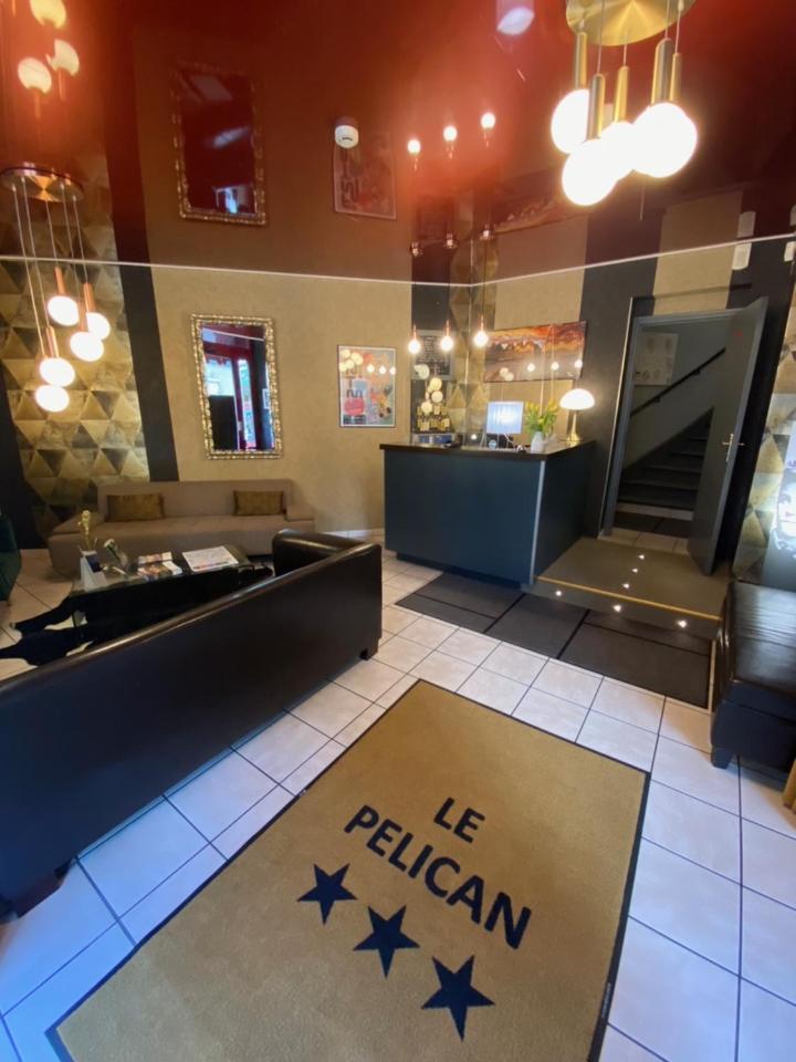 Hotel Le Pelican Charleville-Mézières Dış mekan fotoğraf