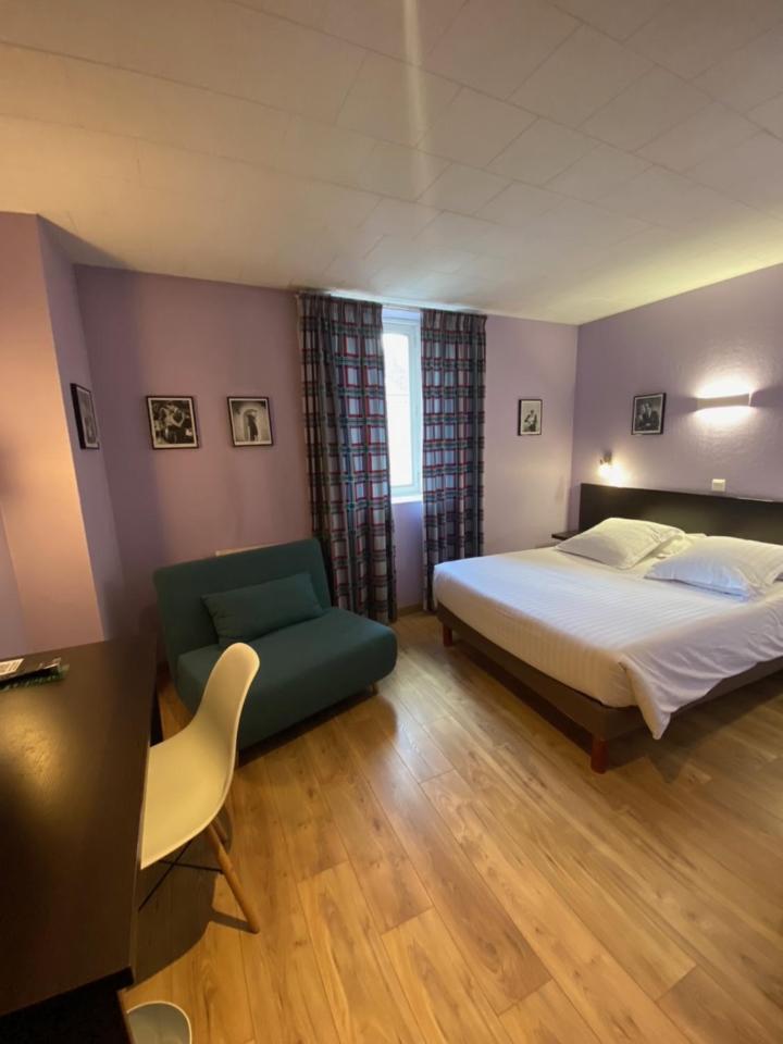 Hotel Le Pelican Charleville-Mézières Dış mekan fotoğraf